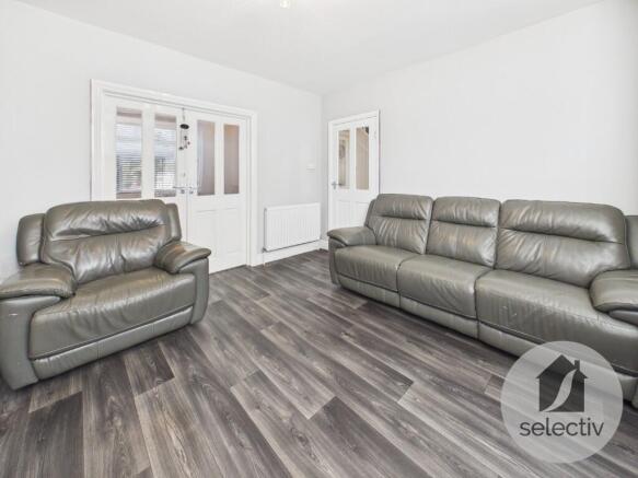 3 bed Semi-Detached for sale Image 6