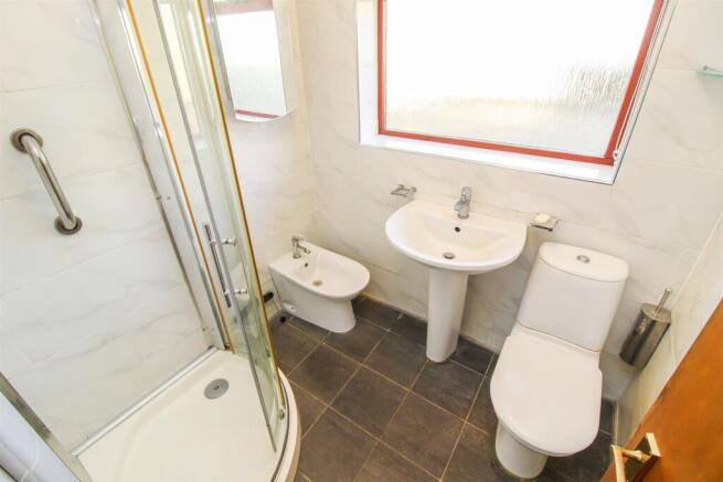 2 bed Detached Bungalow for sale Image 6
