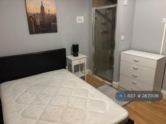 Room 4 Picture 1