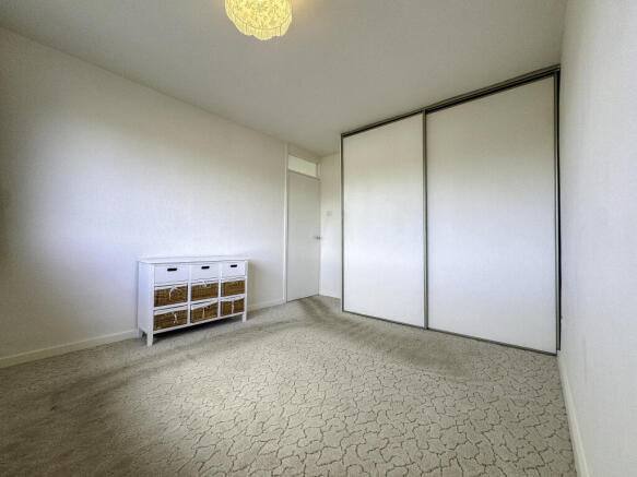 Bed 1 (2)