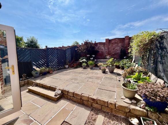 4 bed Town House for sale Image 4