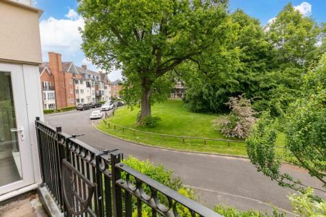 Stone Court, Crawley, RH10