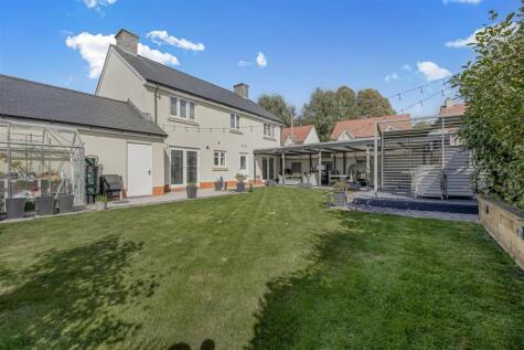 Sommerville Way, Bitton