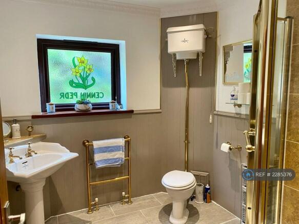 Main Bathroom