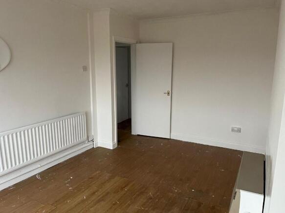 Hurstbourne Crescent, Wolverhampton, West Midlands, WV1 photo 5