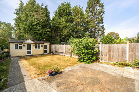 Balmoral Drive, Woking, Surrey