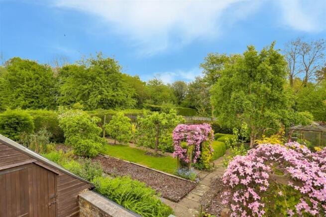 KITCHEN GARDEN WITH POTTING SHED.jpg