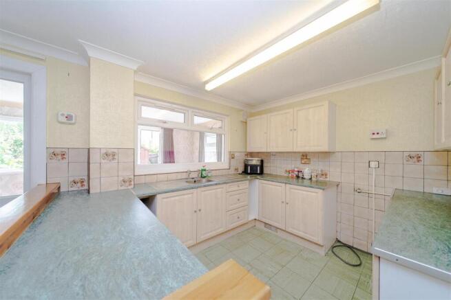 Middleton Road, Kings Heath, Birmingham photo 4