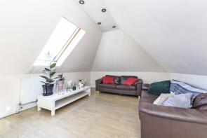 Flat 4, 29, Woodbourne Avenue, London SW16 1UP