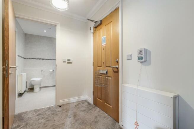 1 bed Apartment for sale Image 12