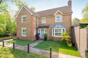 11, Roundshead Drive, Warfield, Bracknell RG42 3RZ
