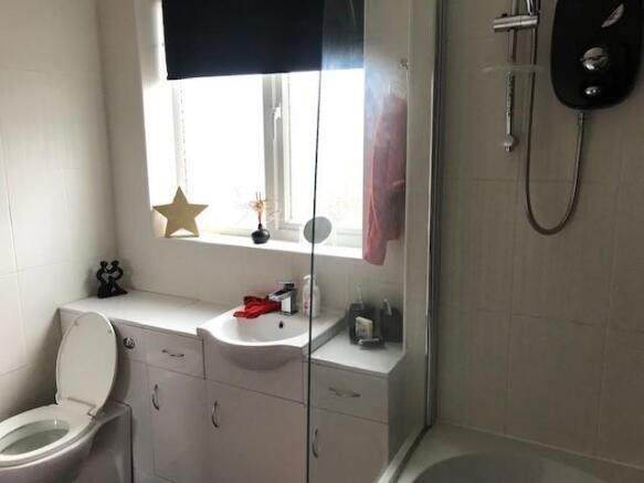 bathroom (2)New.jpg