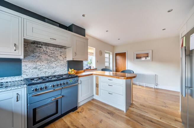 1420888-26-69a882...