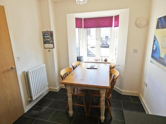 2285diningarea4.jpg