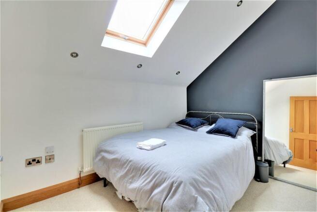 Bedroom 3 (Double)