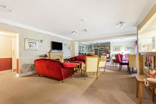 Owners Lounge (2).jpg