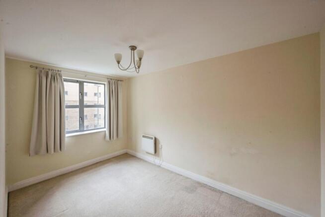 2 bed Flat for sale Image 10
