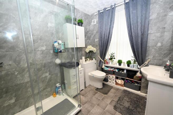 3 bed Terraced for sale Image 8