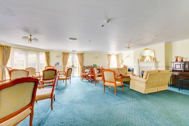 1 bed Retirement Property for sale Image 11