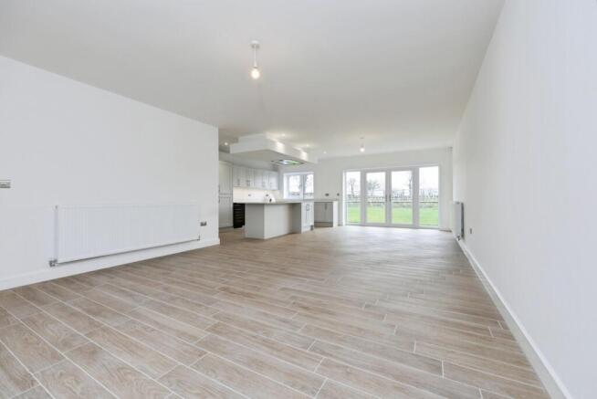 2 bed Bungalow for sale Image 5