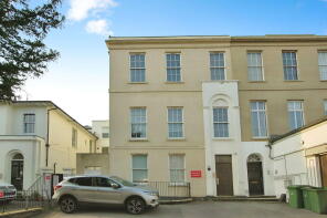 Flat 5, 96, Winchcombe Street, Cheltenham GL52 2NW