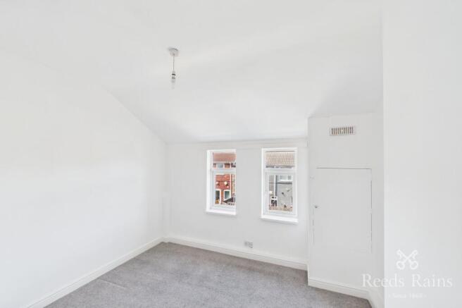 3 bed Terraced to rent Image 7