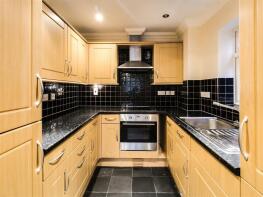 Flat 1, 575a, Portswood Road, Southampton SO17 3SS