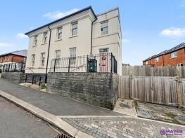 24, Dorado Street, Plymouth PL9 8FX