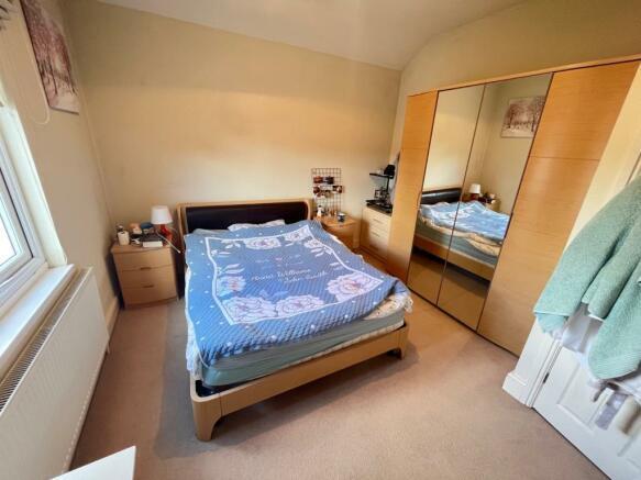 68333_NLY220385_L_IM