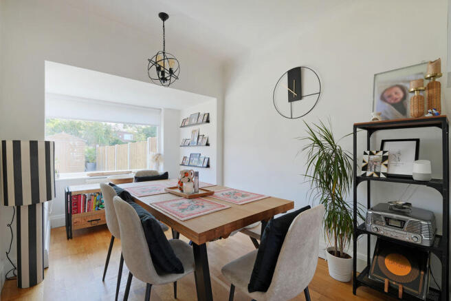 3 bed Semi-Detached for sale Image 11