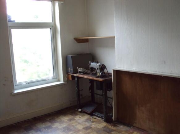 Rear Bedroom