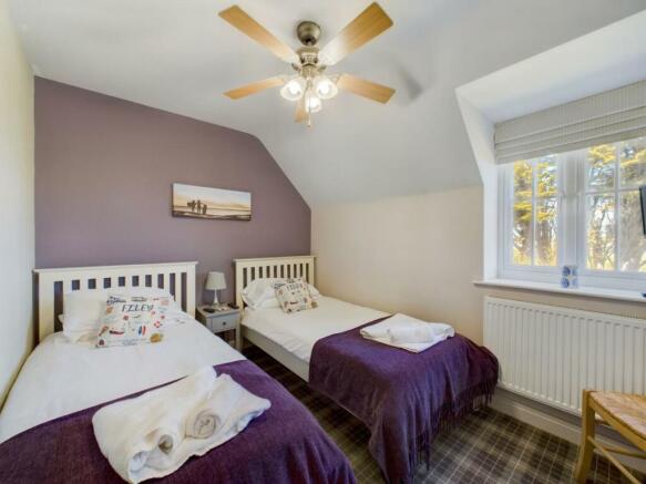 2 bed Detached for sale Image 9