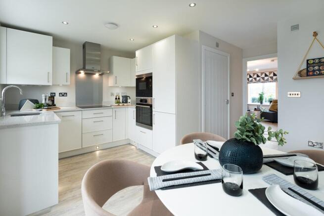 Open plan to cook and entertain