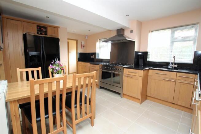 coppiceview87kitch.jpg
