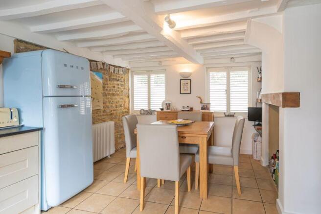 Kitchen/Dining 