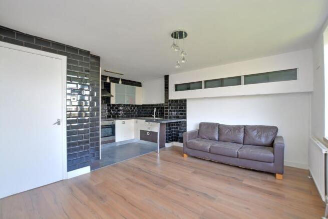 Lounge / Kitchen
