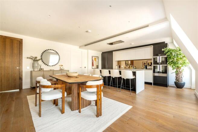 Kitchen / Dining