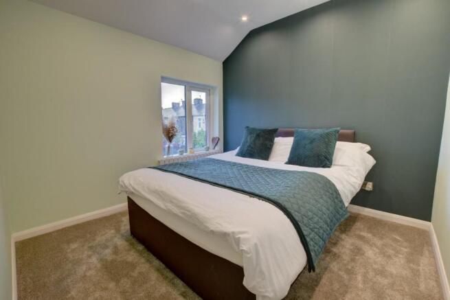 Bed 3.jpg