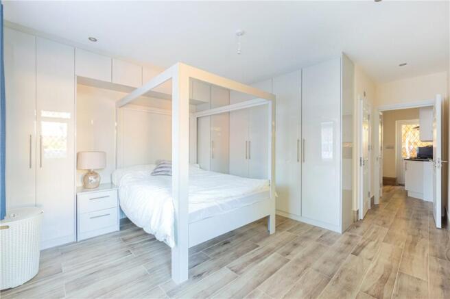 Bed 4/Annex