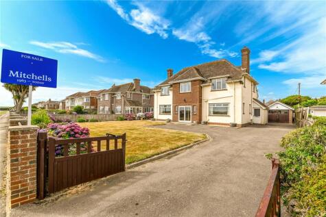 Marine Drive West, Barton on Sea, New Milton, Hampshire, BH25
