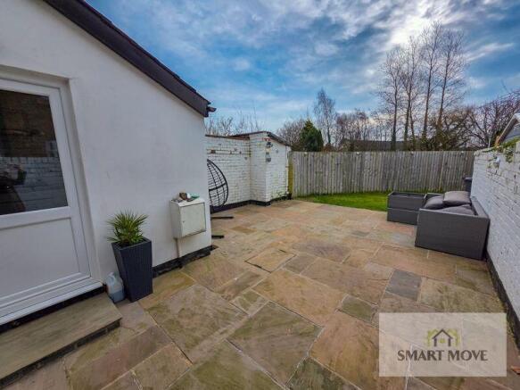 Rear Patio & Garden