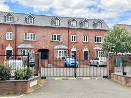 Flat 18, Monmouth Court, Bindon Road, Taunton TA2 6AX