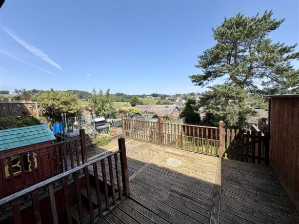 4 bed Terraced for sale Image 12