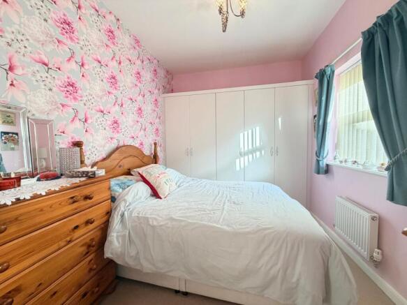 3 bed Detached Bungalow for sale Image 10
