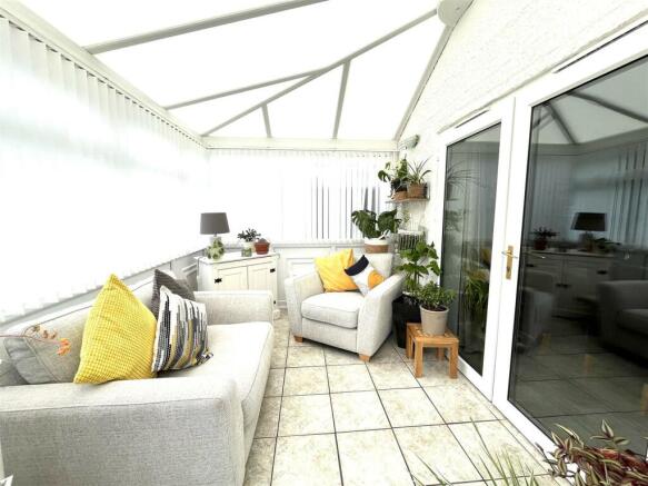 56 hardie avenue (26).jpeg