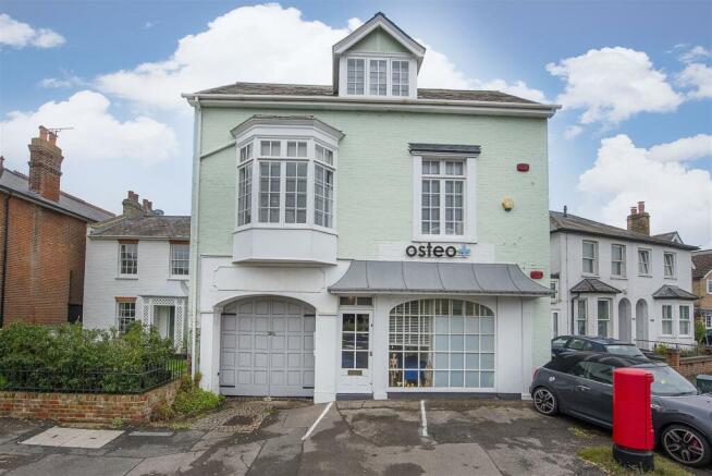 4-giggs-hill-court-20a-giggs-hill-road-0032.jpg