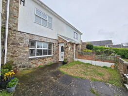2, Stoats Mews, Butts Way, North Tawton EX20 2HP