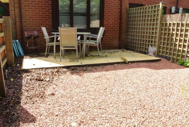 Garden area.JPG