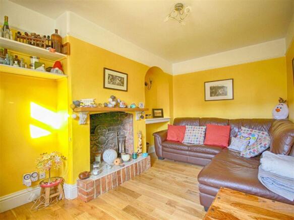 SITTING ROOM