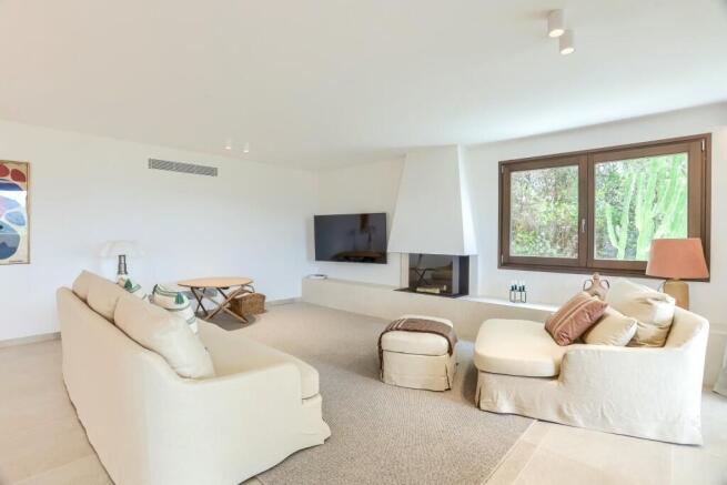 Lounge 1 - 1